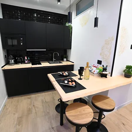 Duca Degli Abruzzi Modern House Luxury Relax - Vicino Aeroporto - Check In H24 Brindisi