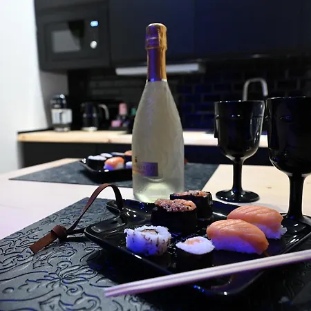 Duca Degli Abruzzi Modern House Luxury Relax - Vicino Aeroporto - Check In H24 Brindisi