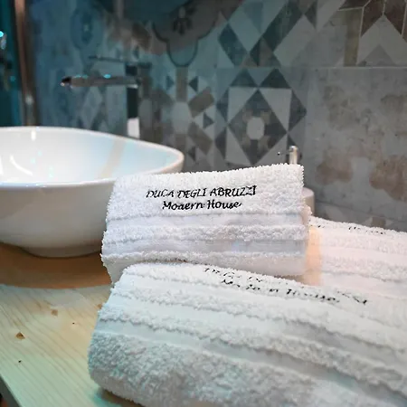 Duca Degli Abruzzi Modern House Luxury Relax - Vicino Aeroporto - Check In H24 *