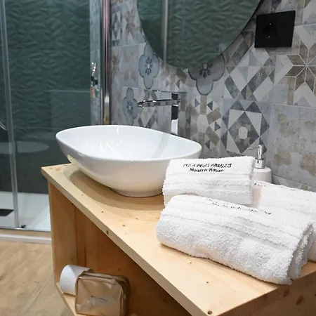 Duca Degli Abruzzi Modern House Luxury Relax - Vicino Aeroporto - Check In H24 *