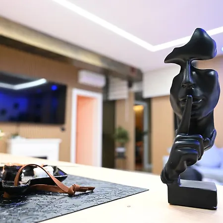 Duca Degli Abruzzi Modern House Luxury Relax - Vicino Aeroporto - Check In H24 *