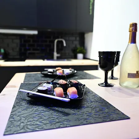 Duca Degli Abruzzi Modern House Luxury Relax - Vicino Aeroporto - Check In H24 Brindisi