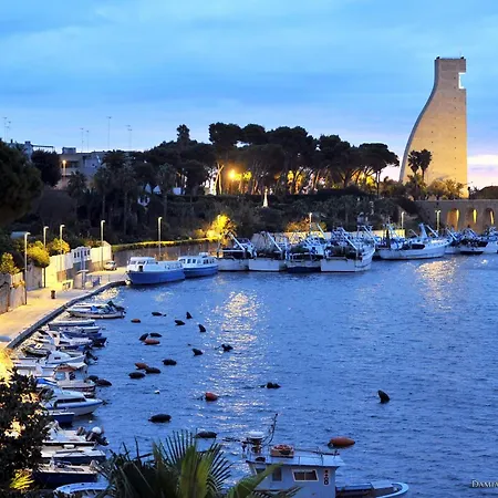 Duca Degli Abruzzi Modern House Luxury Relax - Vicino Aeroporto - Check In H24 Apartment Brindisi