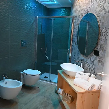 Apartment Duca Degli Abruzzi Modern House Luxury Relax - Vicino Aeroporto - Check In H24 *